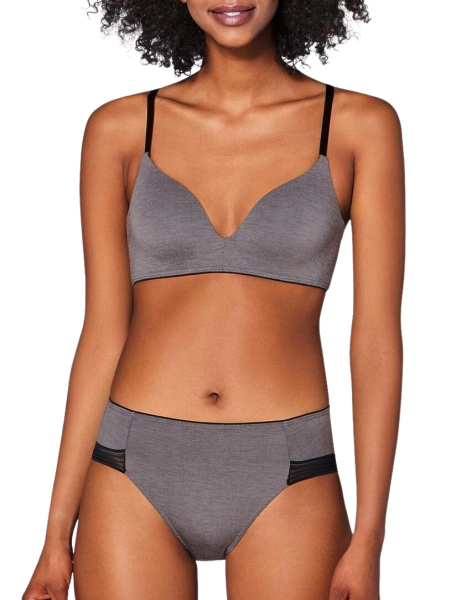 Sloggi WOW Embrace Soft Cup Bra - Black Combination - Image 4